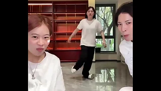 Con l&ugrave;n ở trung quốc